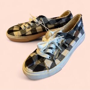Blowfish Plaid Women's Sneakers size 7